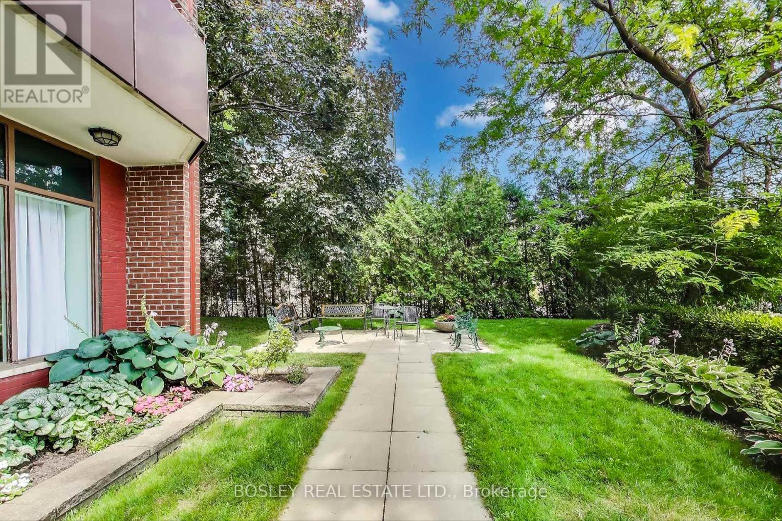 Photo 24 of 304 800 Kennedy Road, Toronto ON