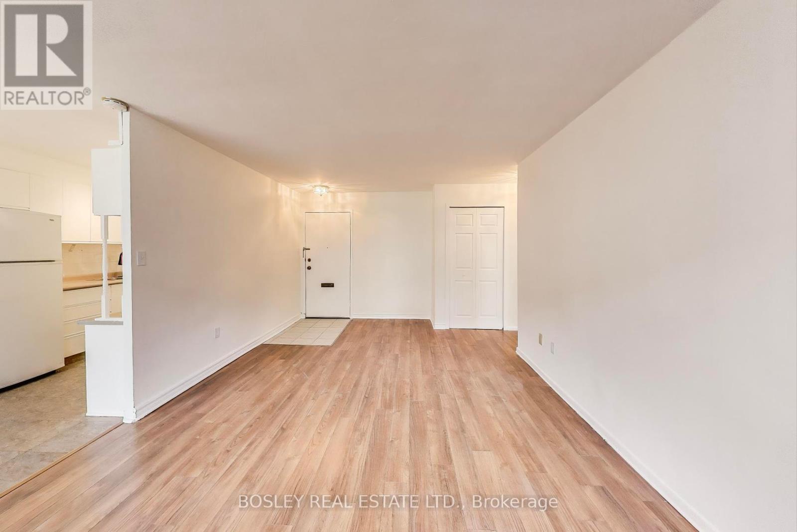 Photo 7 of 304 800 Kennedy Road, Toronto ON