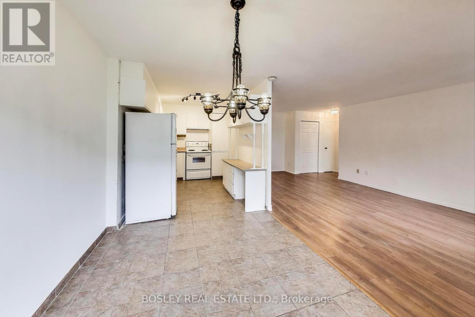 Photo 9 of 304 800 Kennedy Road, Toronto ON