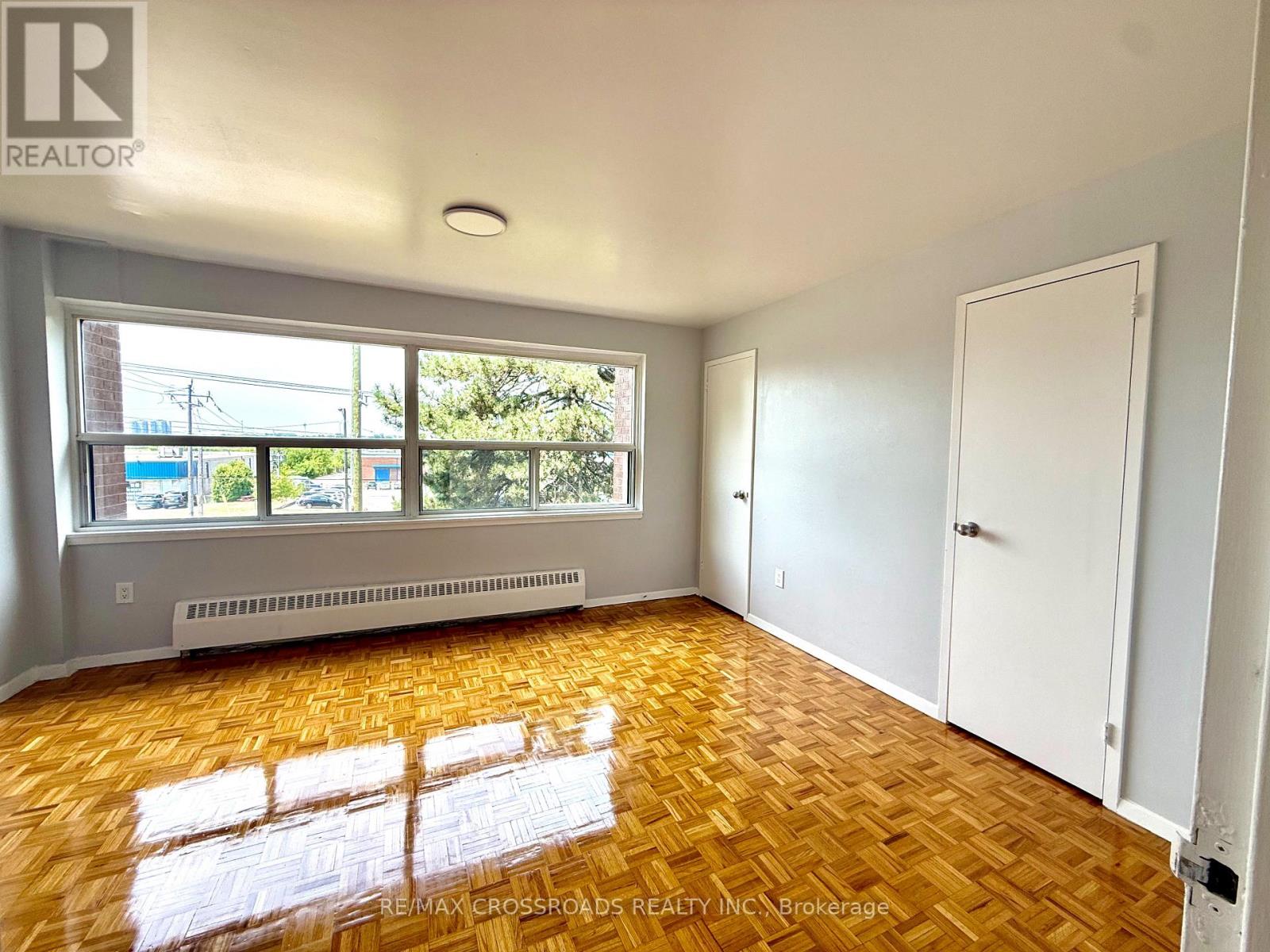 Photo 6 of 201 1191 Ellesmere Road, Toronto ON