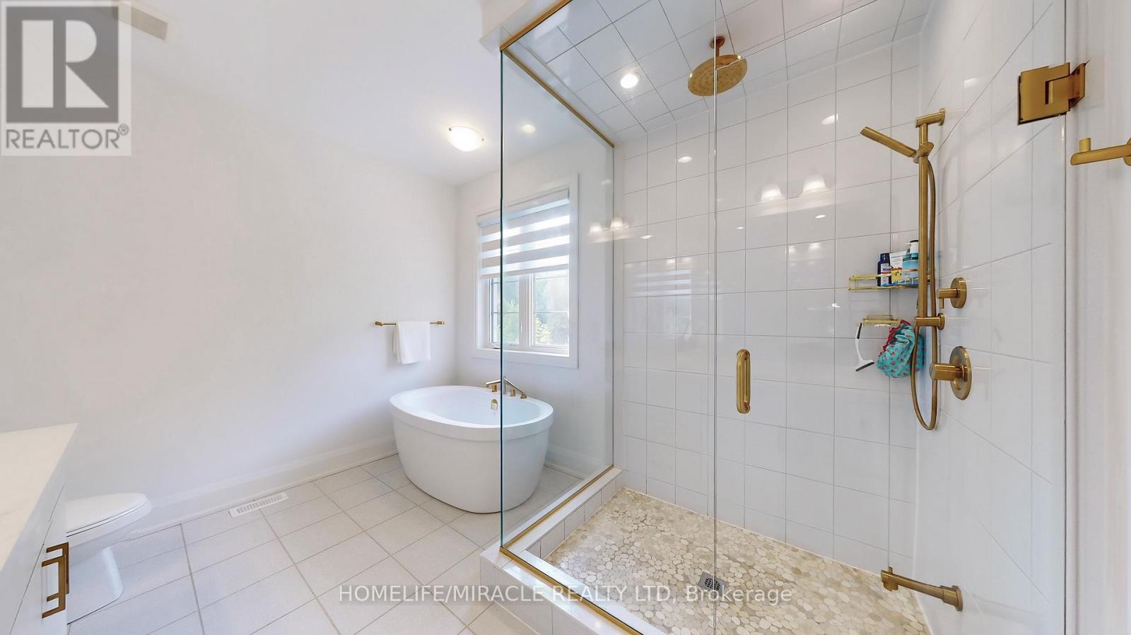 Photo 23 of 2849 Foxden Square, Pickering ON
