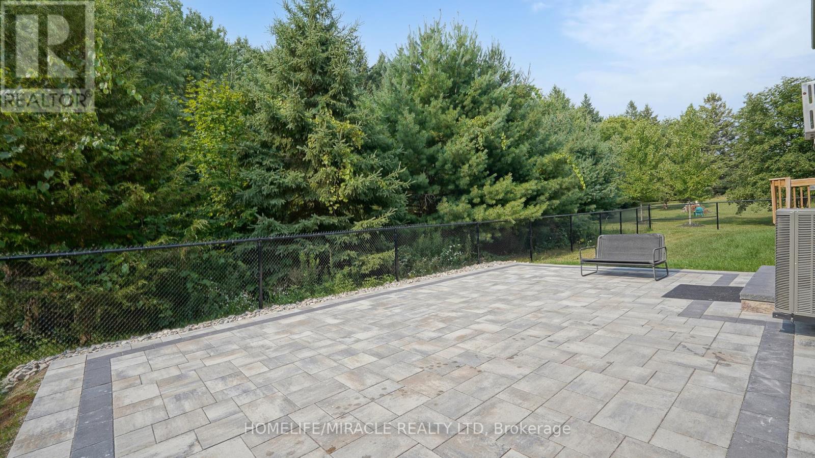 Photo 38 of 2849 Foxden Square, Pickering ON