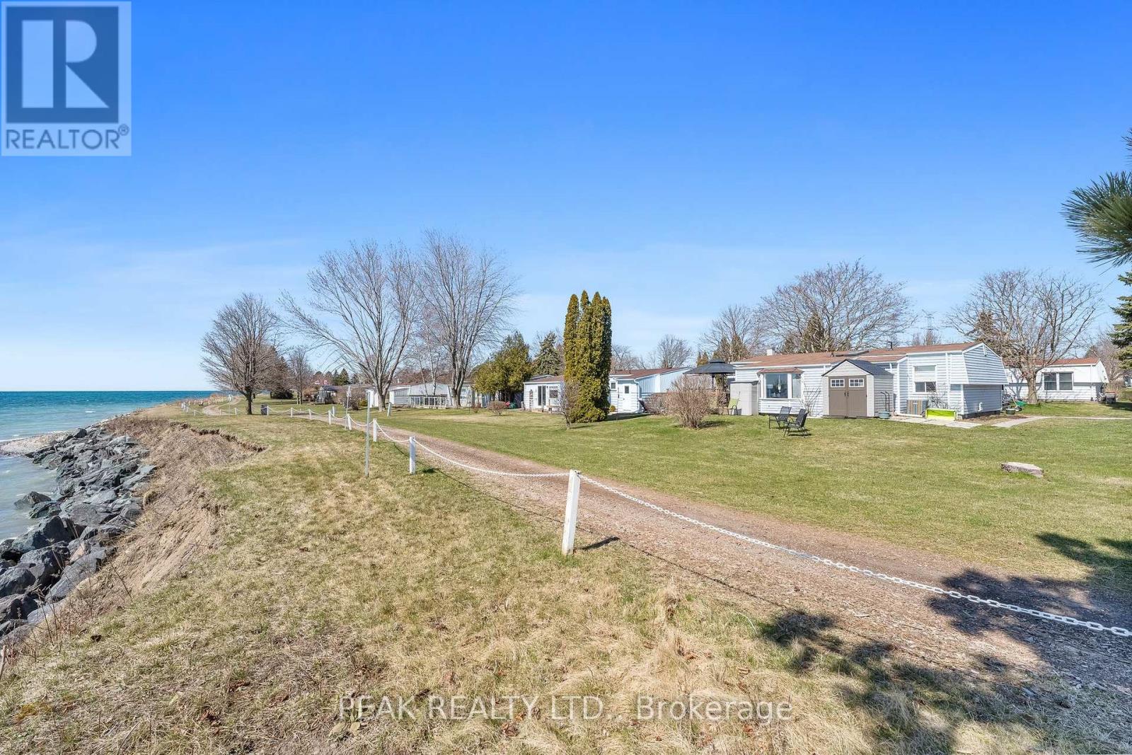 Photo 31 of 71 Bluffs Road, Clarington ON