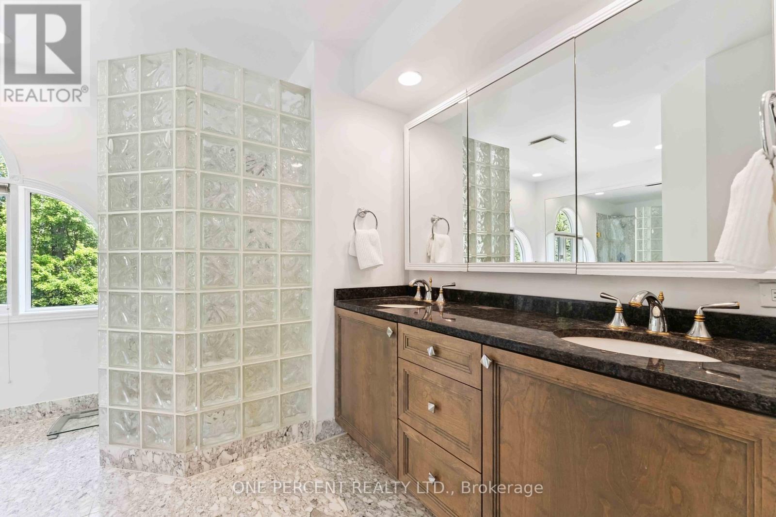 Photo 12 of 100 John Aselford Drive, Ottawa ON