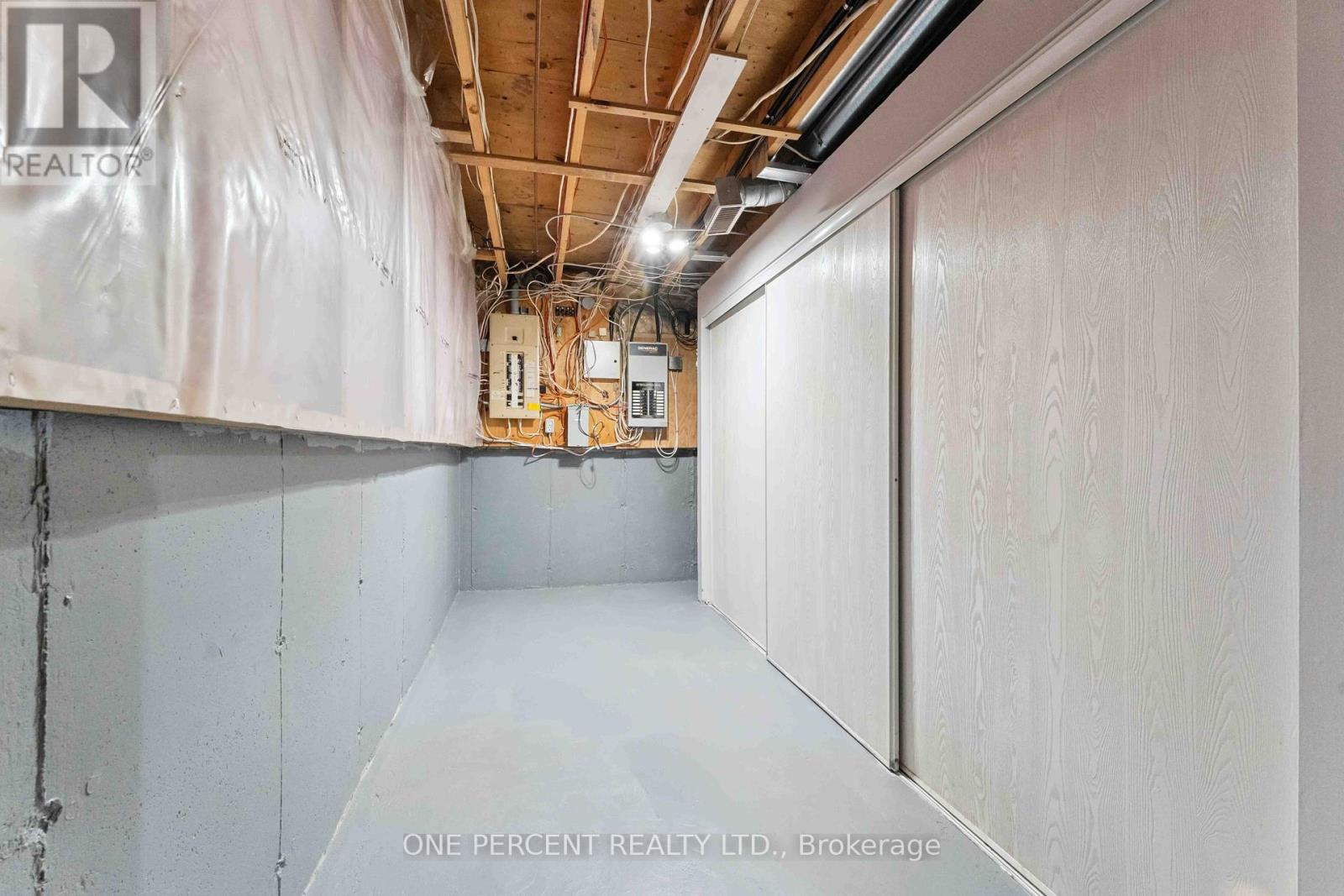 Photo 16 of 100 John Aselford Drive, Ottawa ON