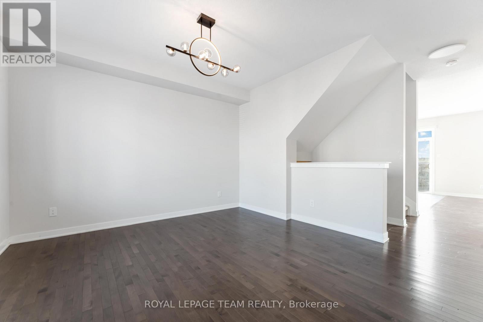 Photo 23 of 3040 Travertine Way, Ottawa ON