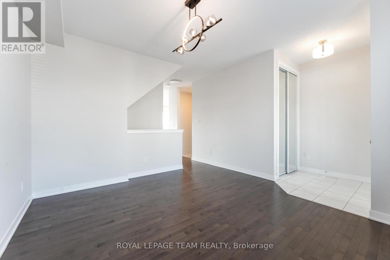 Photo 28 of 3040 Travertine Way, Ottawa ON