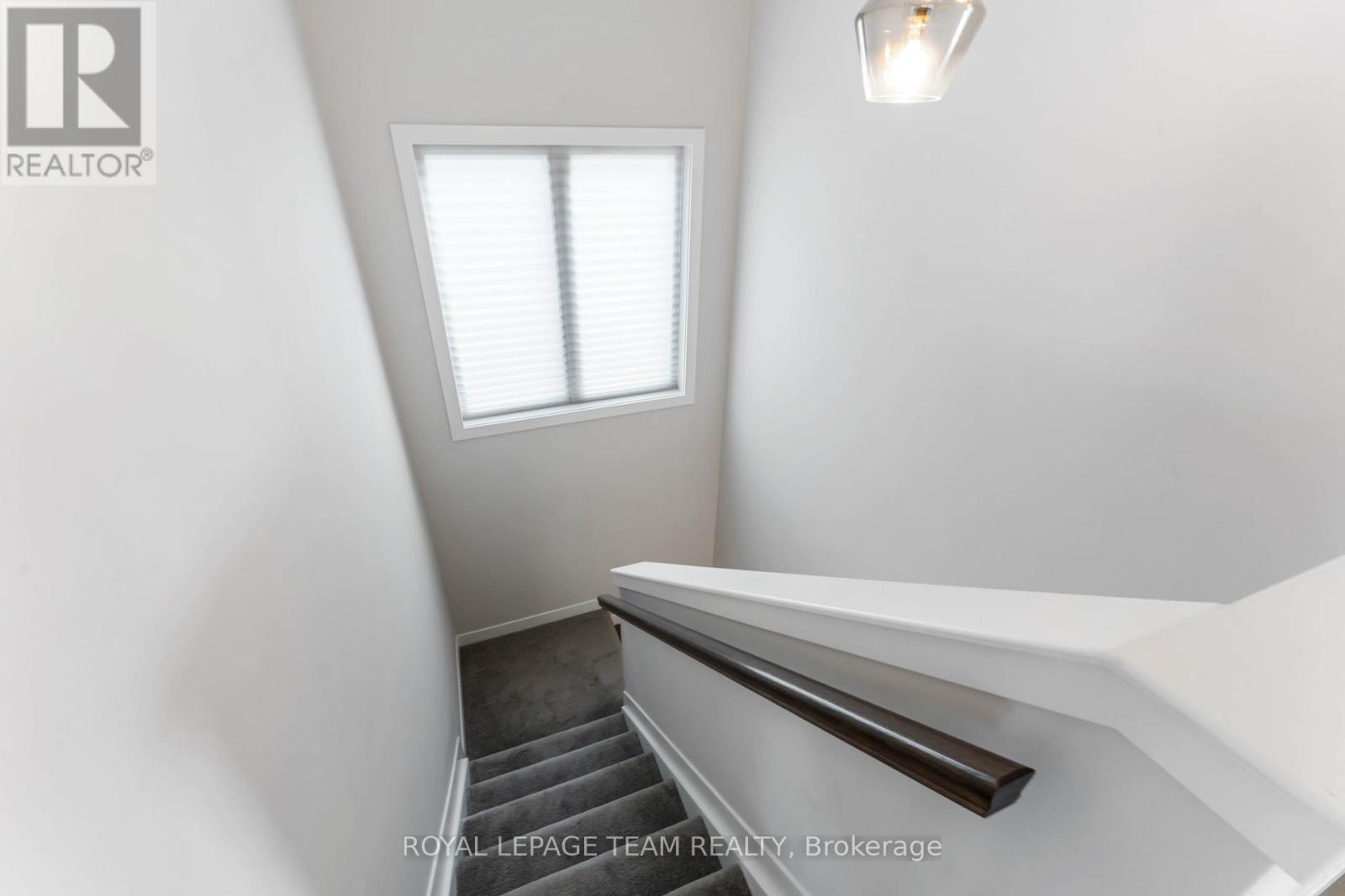 Photo 26 of 3040 Travertine Way, Ottawa ON