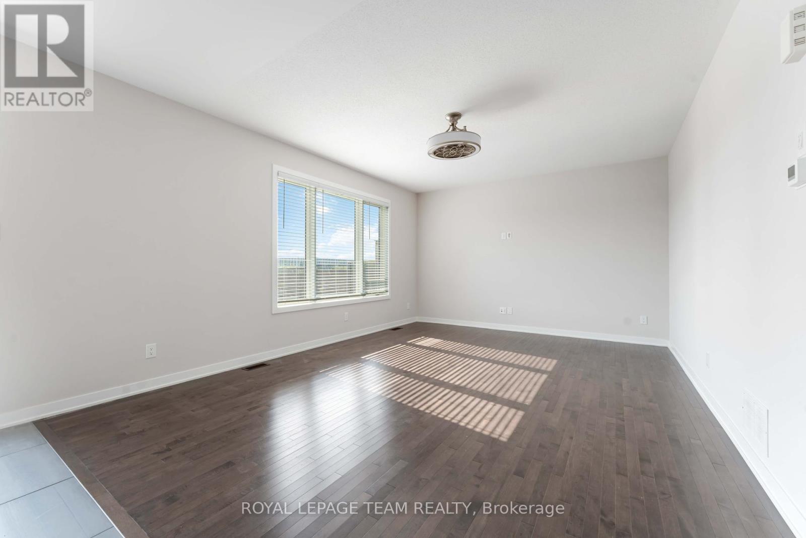 Photo 6 of 3040 Travertine Way, Ottawa ON