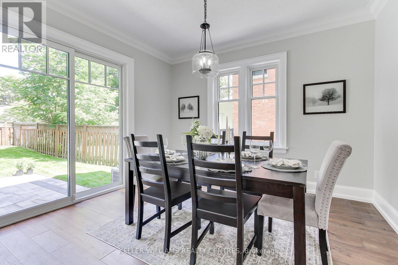 Photo 14 of 379 Park Avenue, Newmarket ON