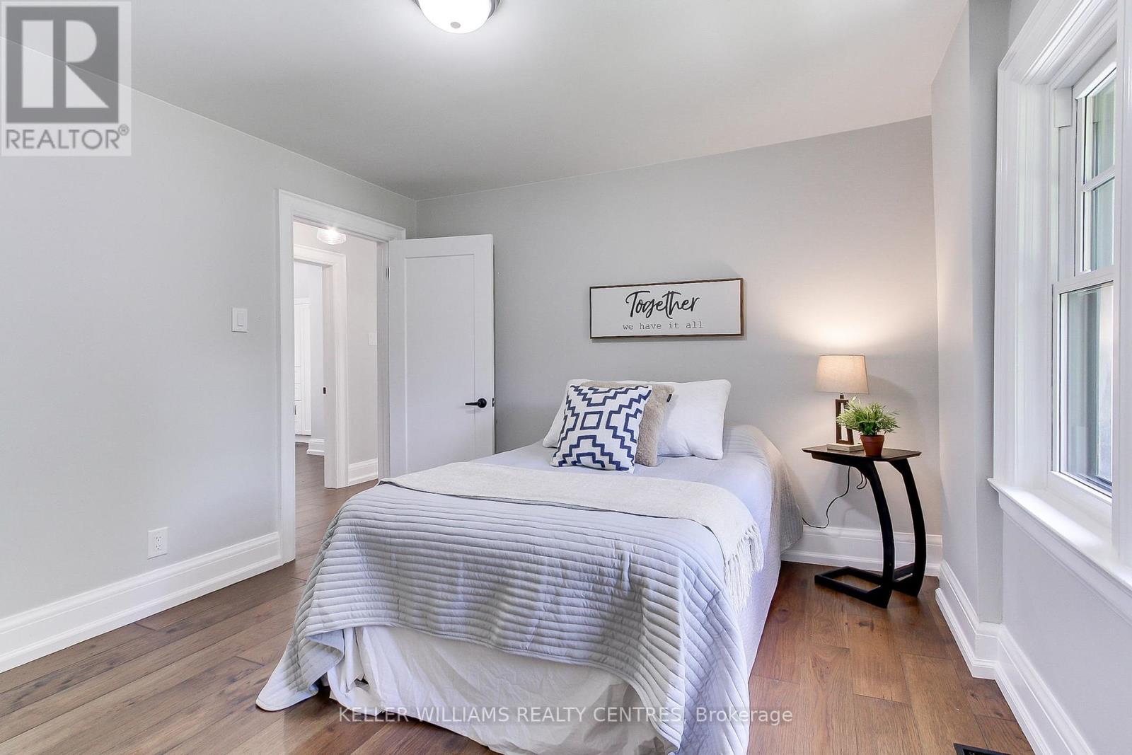 Photo 28 of 379 Park Avenue, Newmarket ON