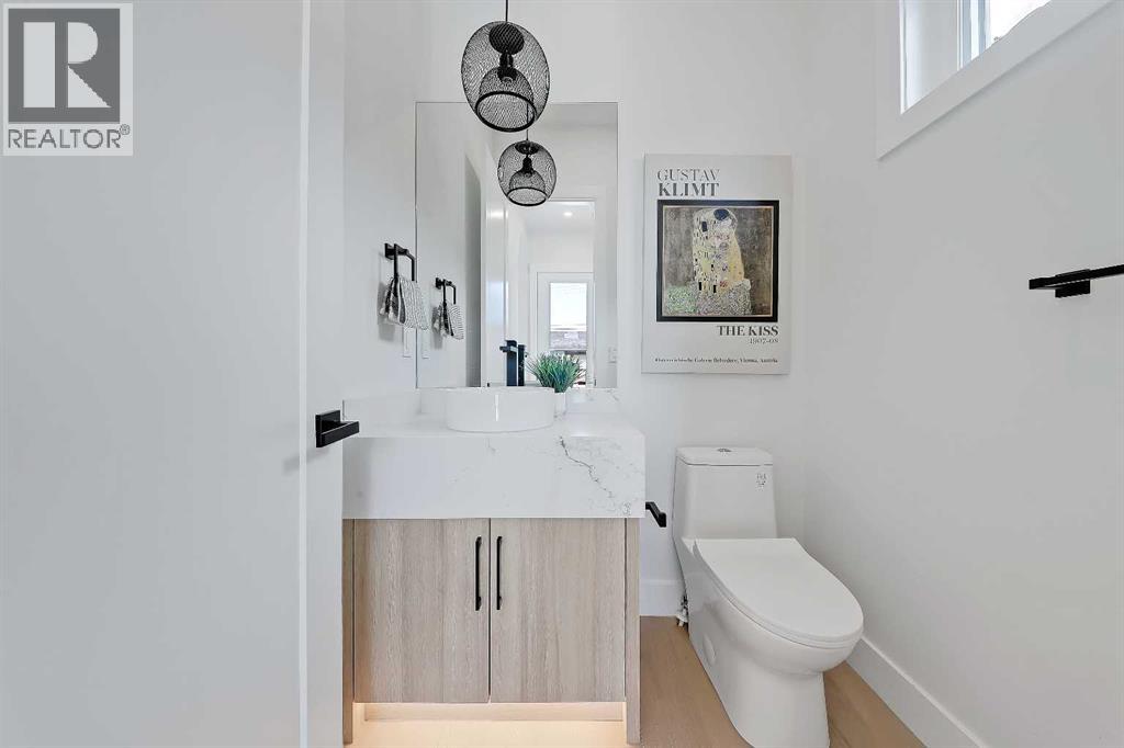 Single Family House for Sale in   Avenue Mount Pleasant Calgary 