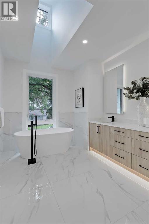 Single Family House for Sale in   Avenue Mount Pleasant Calgary 