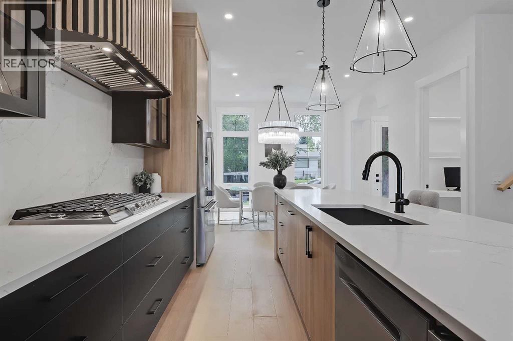 Single Family House for Sale in   Avenue Mount Pleasant Calgary 