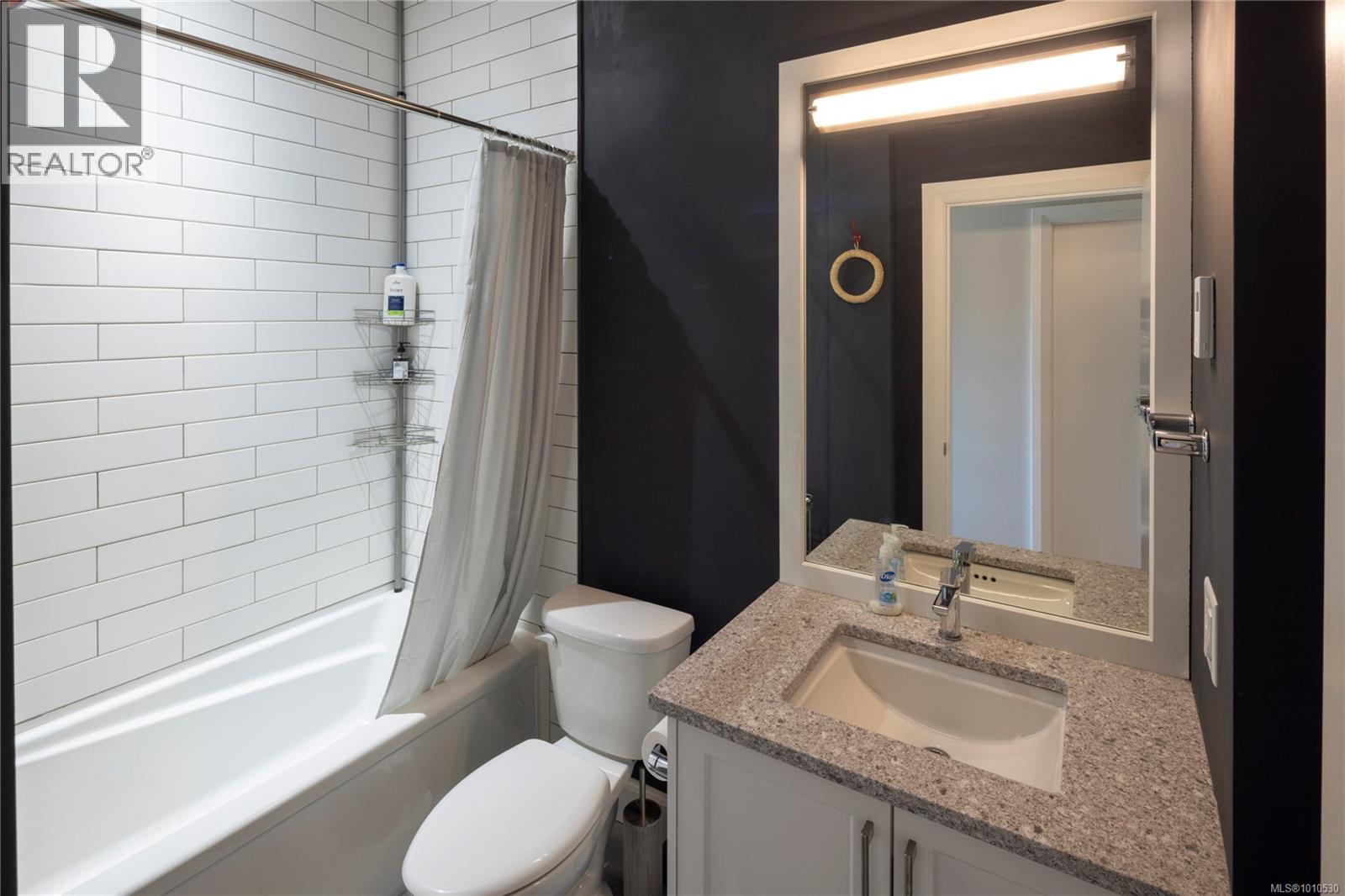 Photo 10 of 307 595 Pandora Ave, Victoria BC