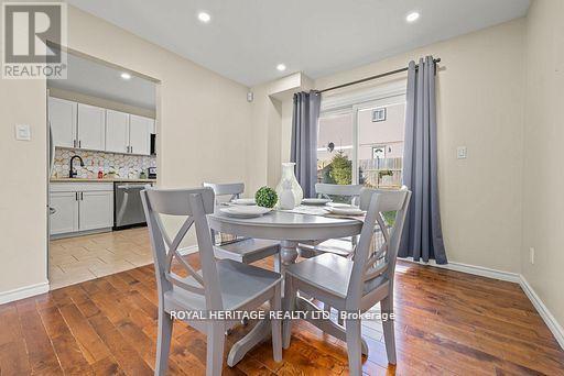 Photo 11 of 272 Phillip Murray Avenue N, Oshawa ON