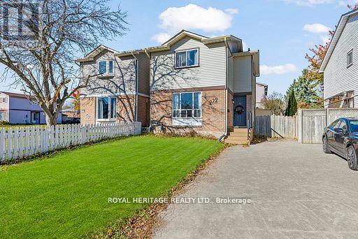 Photo 3 of 272 Phillip Murray Avenue N, Oshawa ON