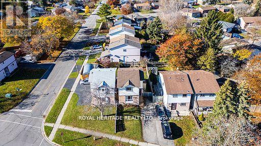 Photo 38 of 272 Phillip Murray Avenue N, Oshawa ON