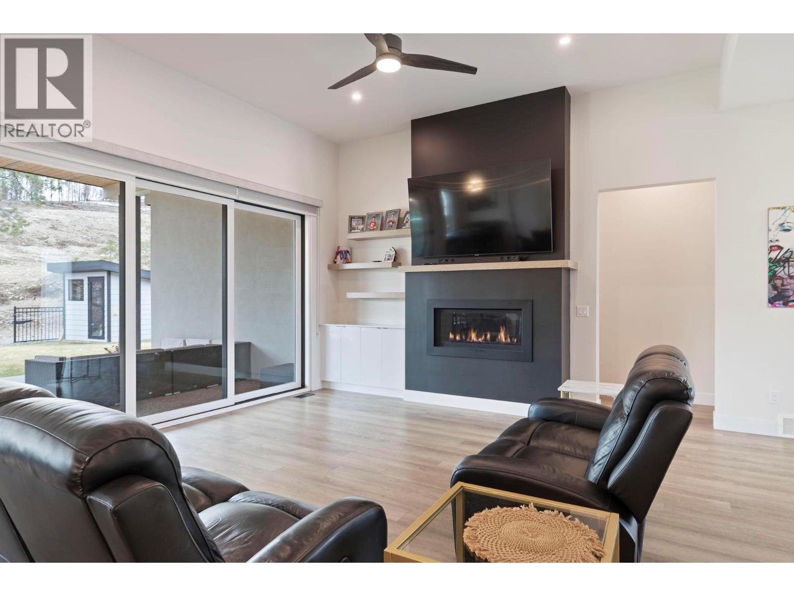  10245 Beacon Hill Drive, Lake Country