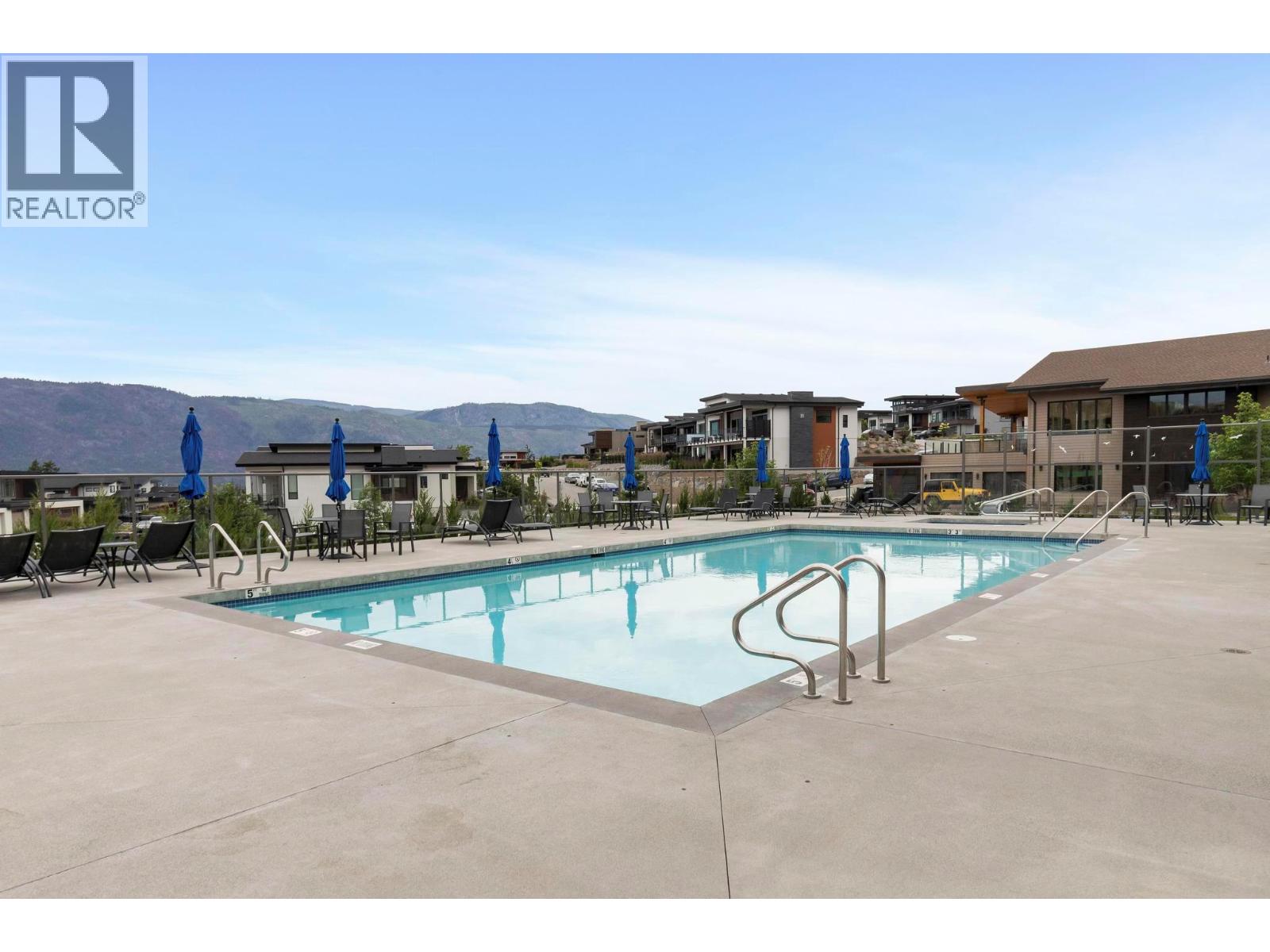  10245 Beacon Hill Drive, Lake Country