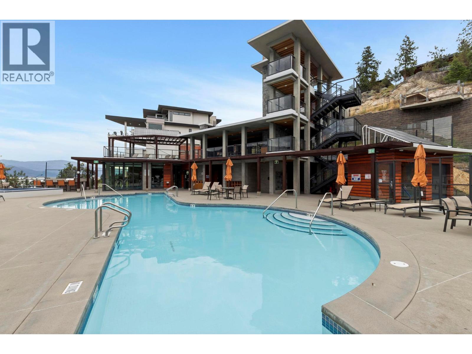  10245 Beacon Hill Drive, Lake Country
