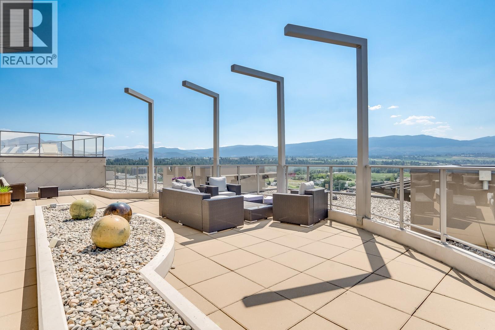 Photo 3 of 2040 Springfield Road Unit 1208, Kelowna BC
