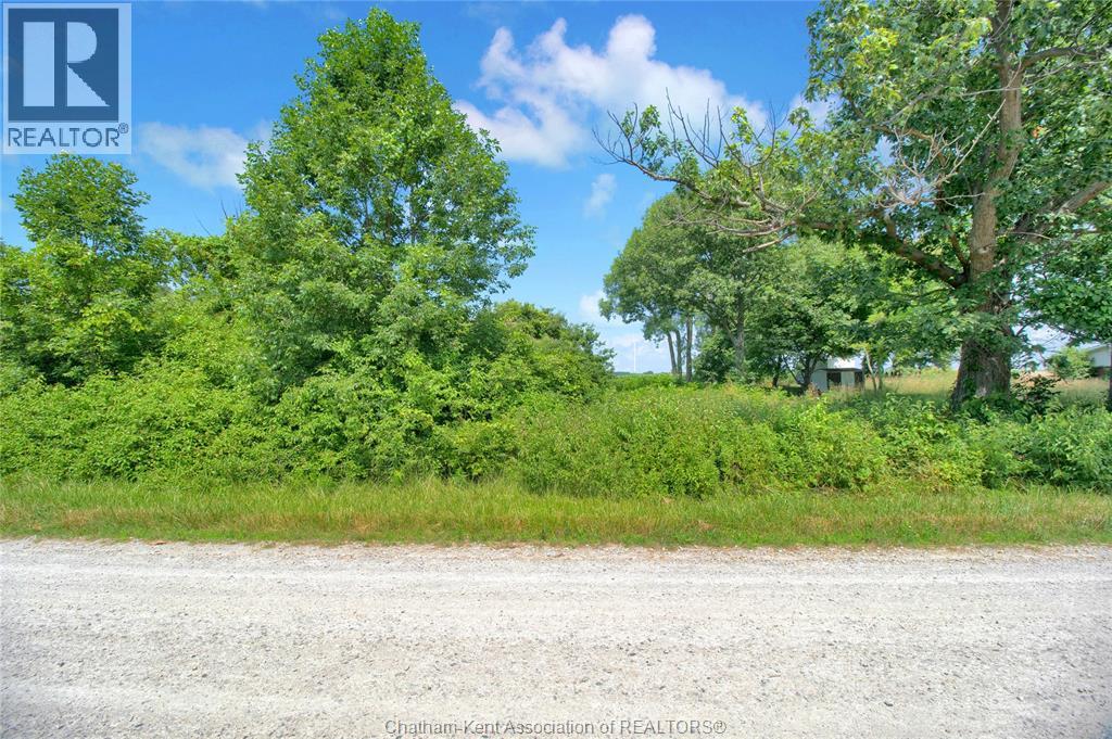 Photo 16 of 1281 Bluff Line, Wheatley ON