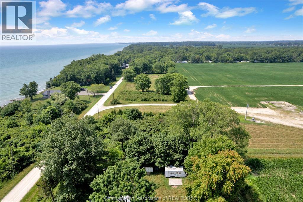 Photo 3 of 1281 Bluff Line, Wheatley ON