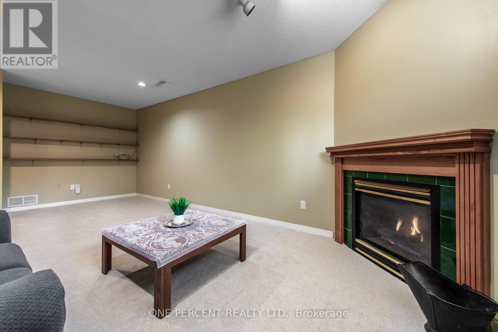 Photo 26 of 240 Walsh Crescent, Orangeville ON