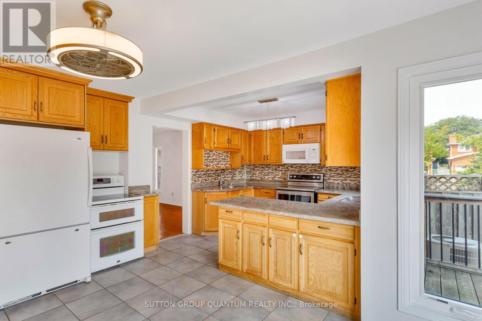 Photo 17 of 4504 Haydock Park Drive, Mississauga ON