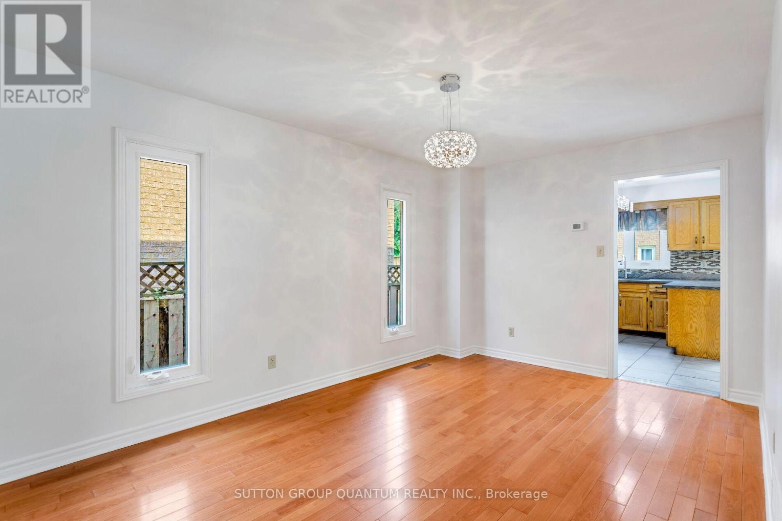 Photo 38 of 4504 Haydock Park Drive, Mississauga ON