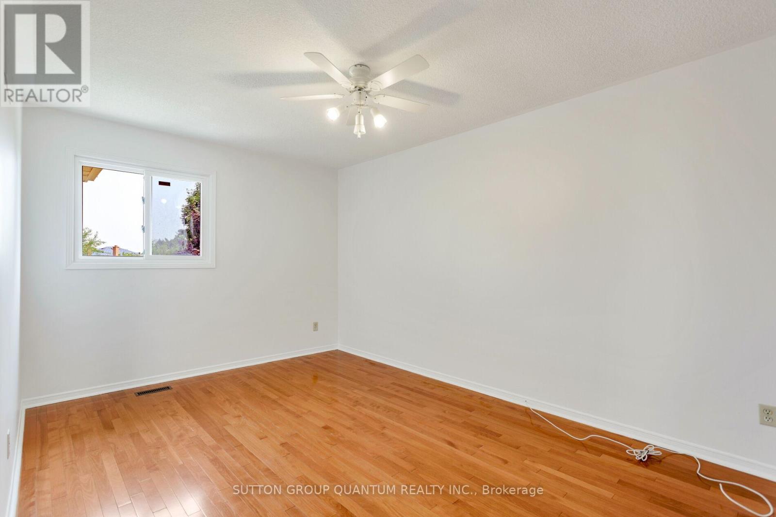Photo 41 of 4504 Haydock Park Drive, Mississauga ON