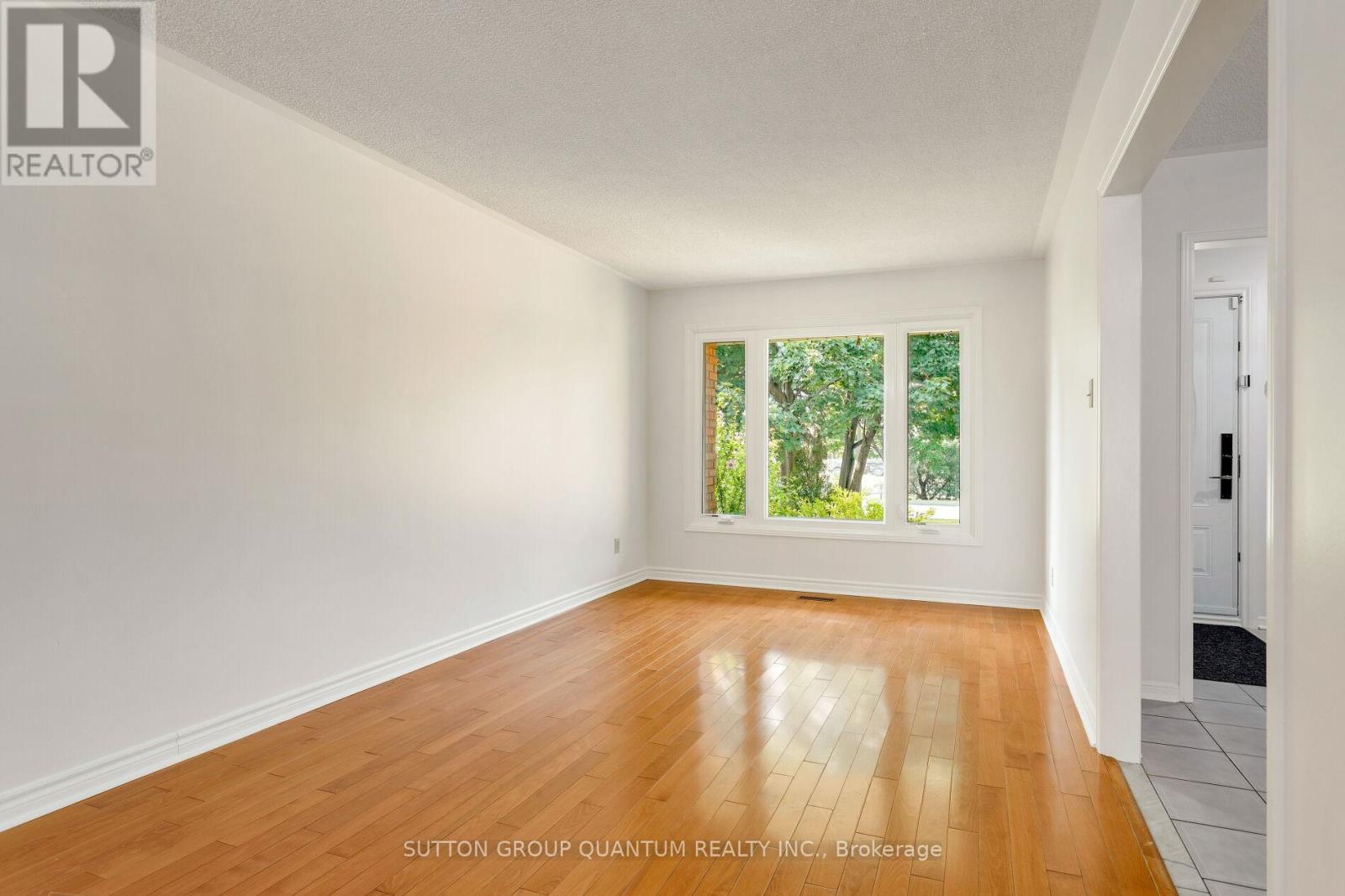 Photo 43 of 4504 Haydock Park Drive, Mississauga ON
