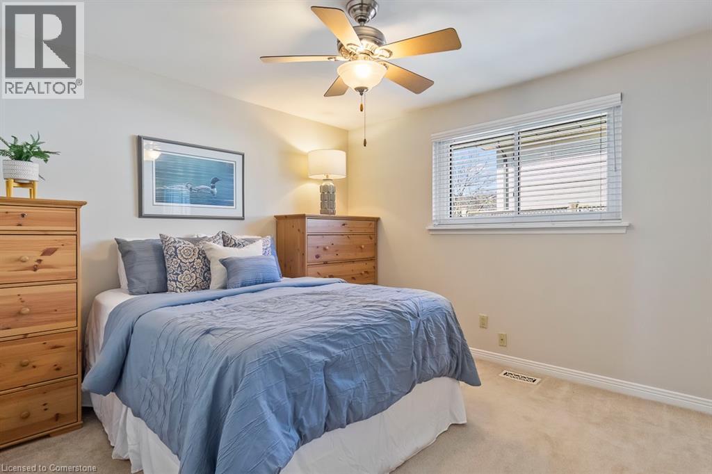 Photo 9 of 1257 Hillview Crescent, Oakville ON