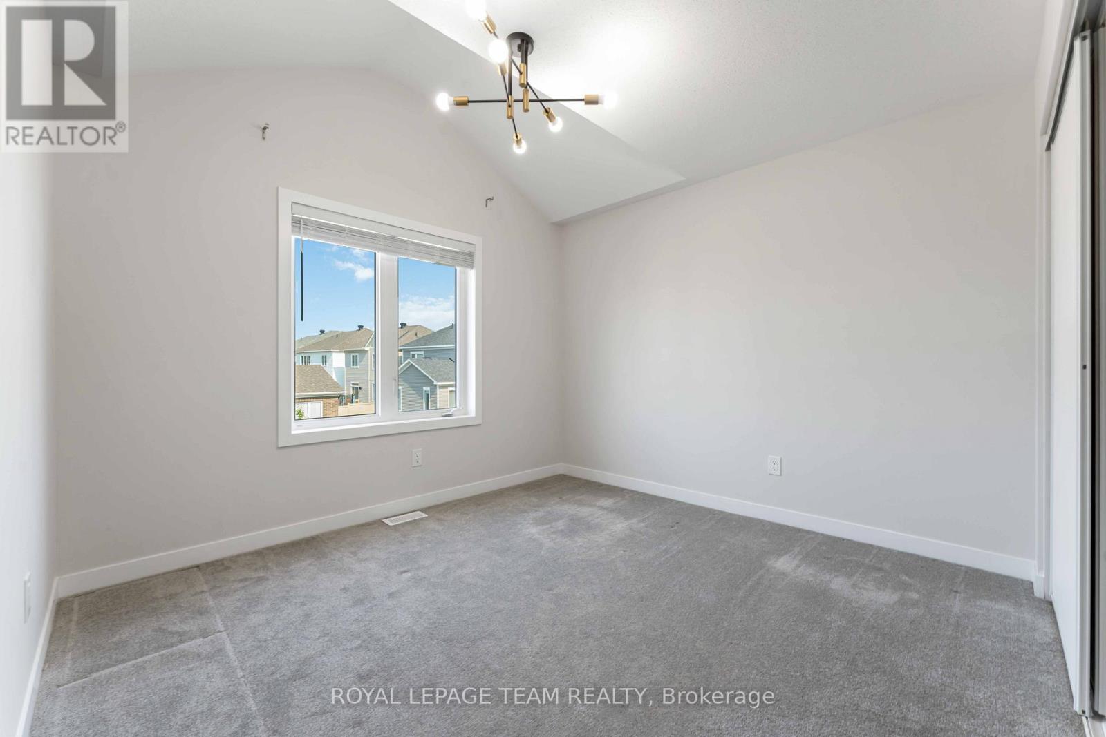 Photo 42 of 3040 Travertine Way, Ottawa ON
