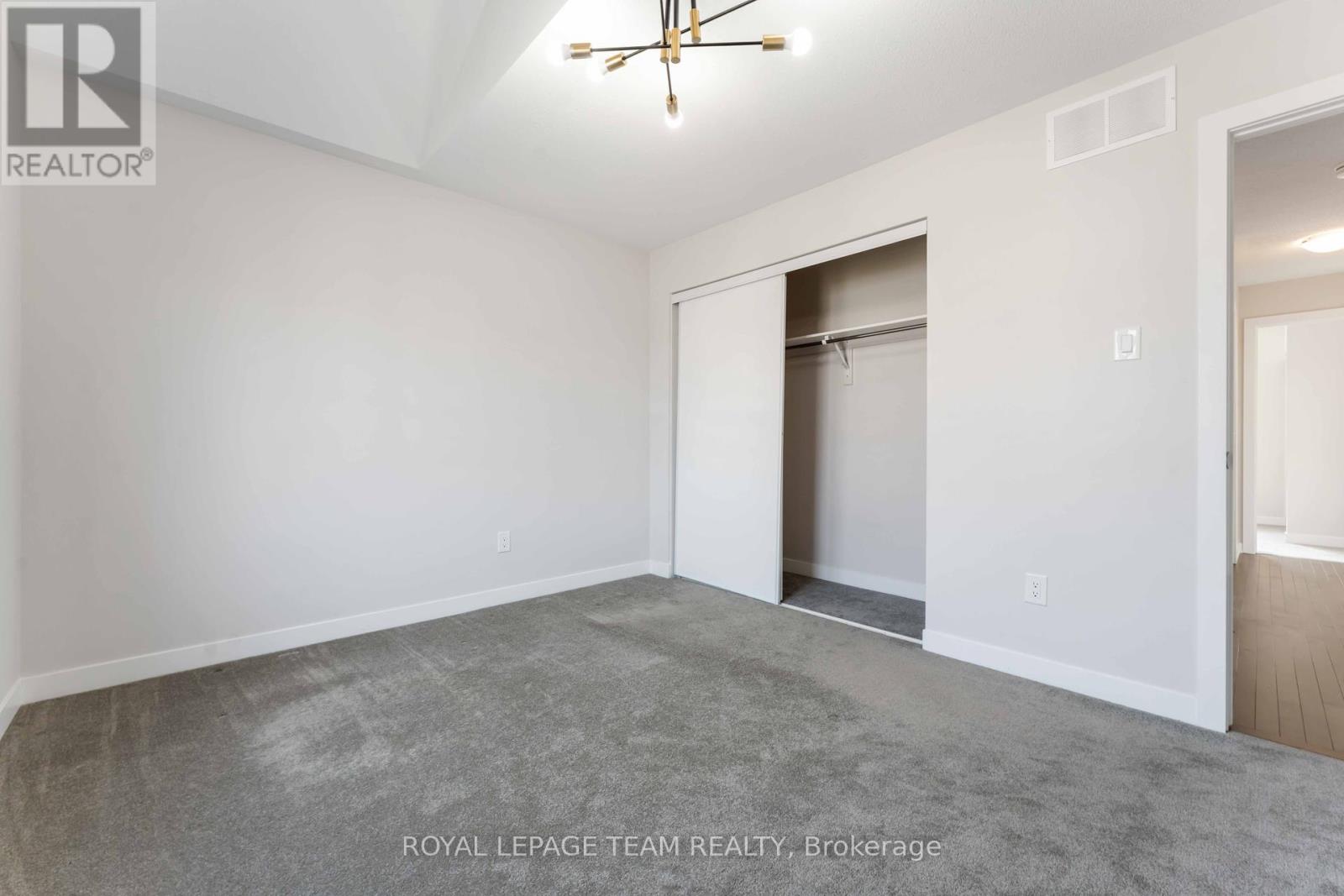 Photo 47 of 3040 Travertine Way, Ottawa ON