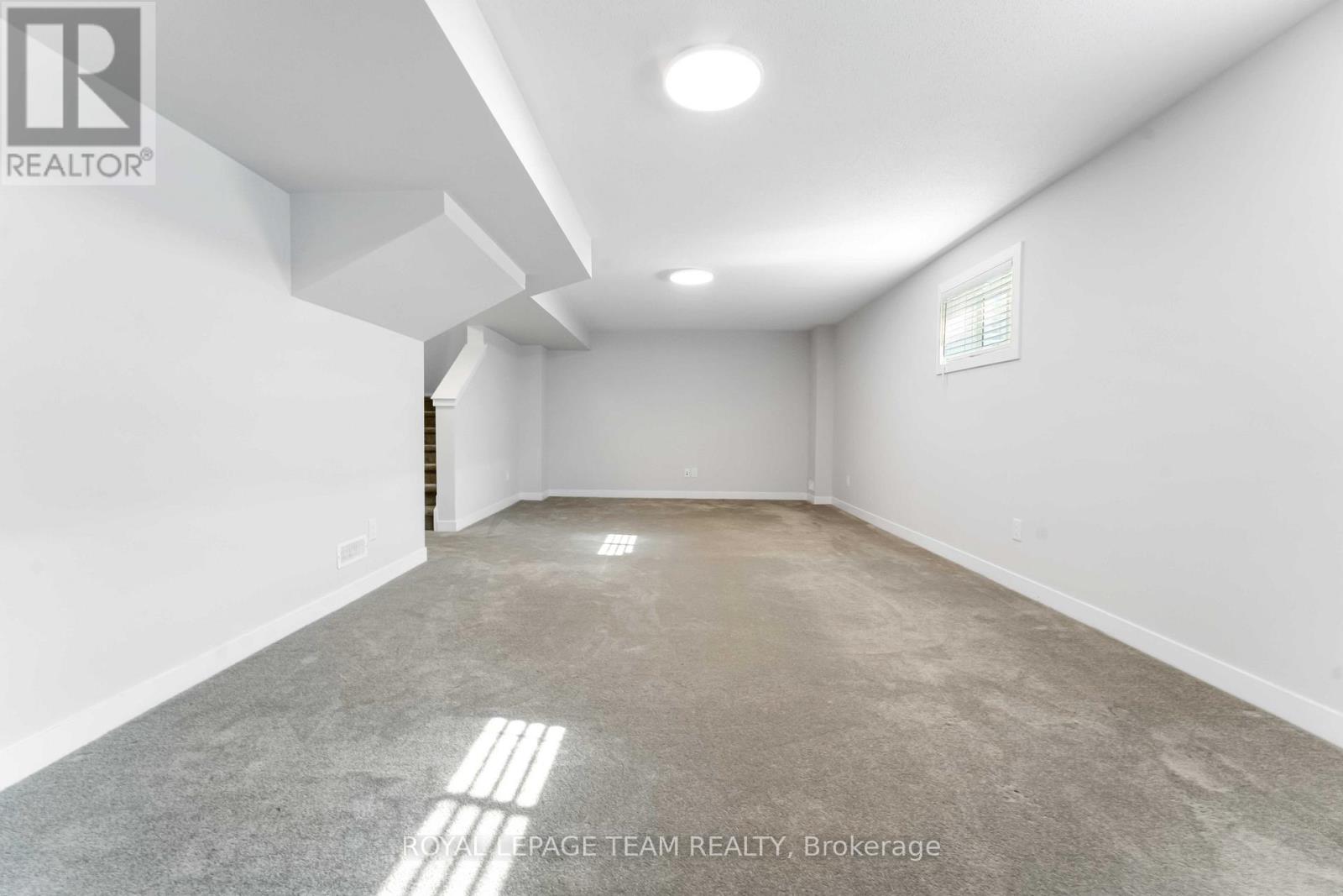 Photo 27 of 3040 Travertine Way, Ottawa ON