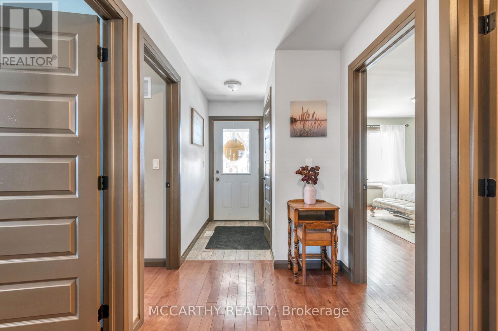 Photo 8 of 130 Wellington Street N, Shelburne ON