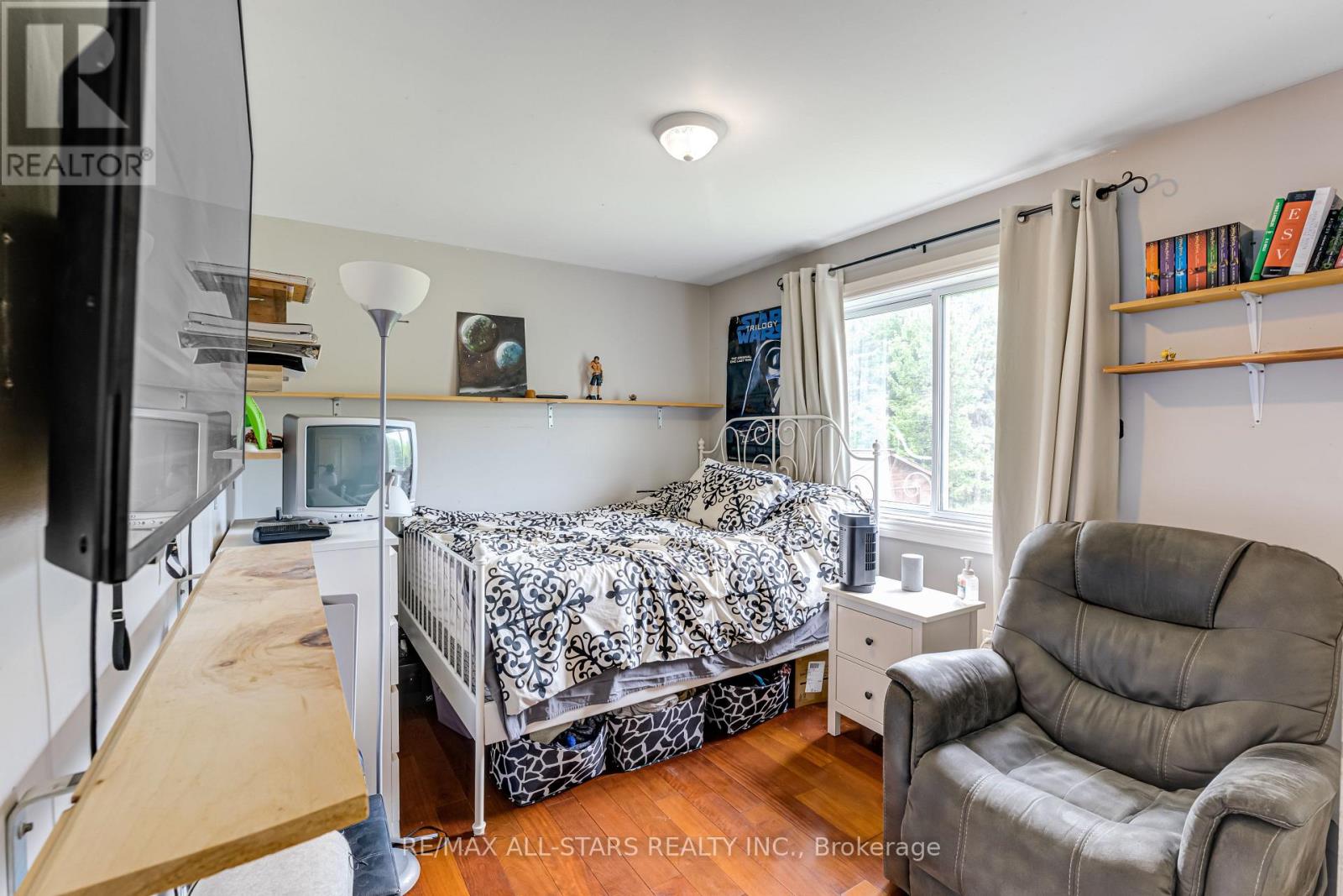 Photo 25 of 1057 Baseline Road, Kawartha Lakes ON