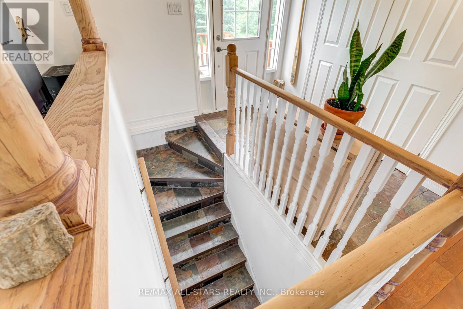 Photo 29 of 1057 Baseline Road, Kawartha Lakes ON