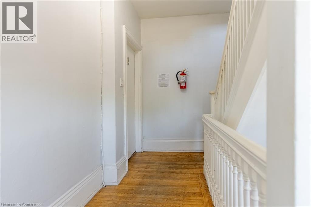 Photo 13 of 270 Main Street W Unit 2, Hamilton ON