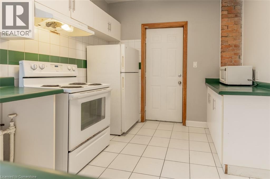 Photo 6 of 270 Main Street W Unit 2, Hamilton ON