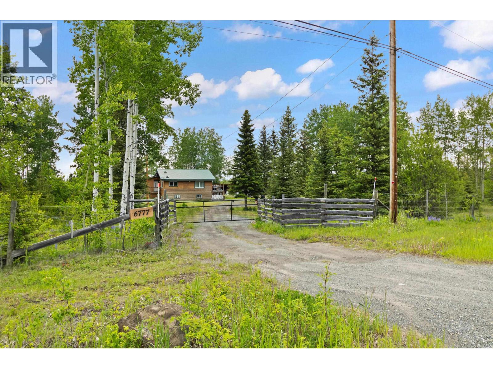 6777 LITTLE FORT 24 HIGHWAY, Lone Butte