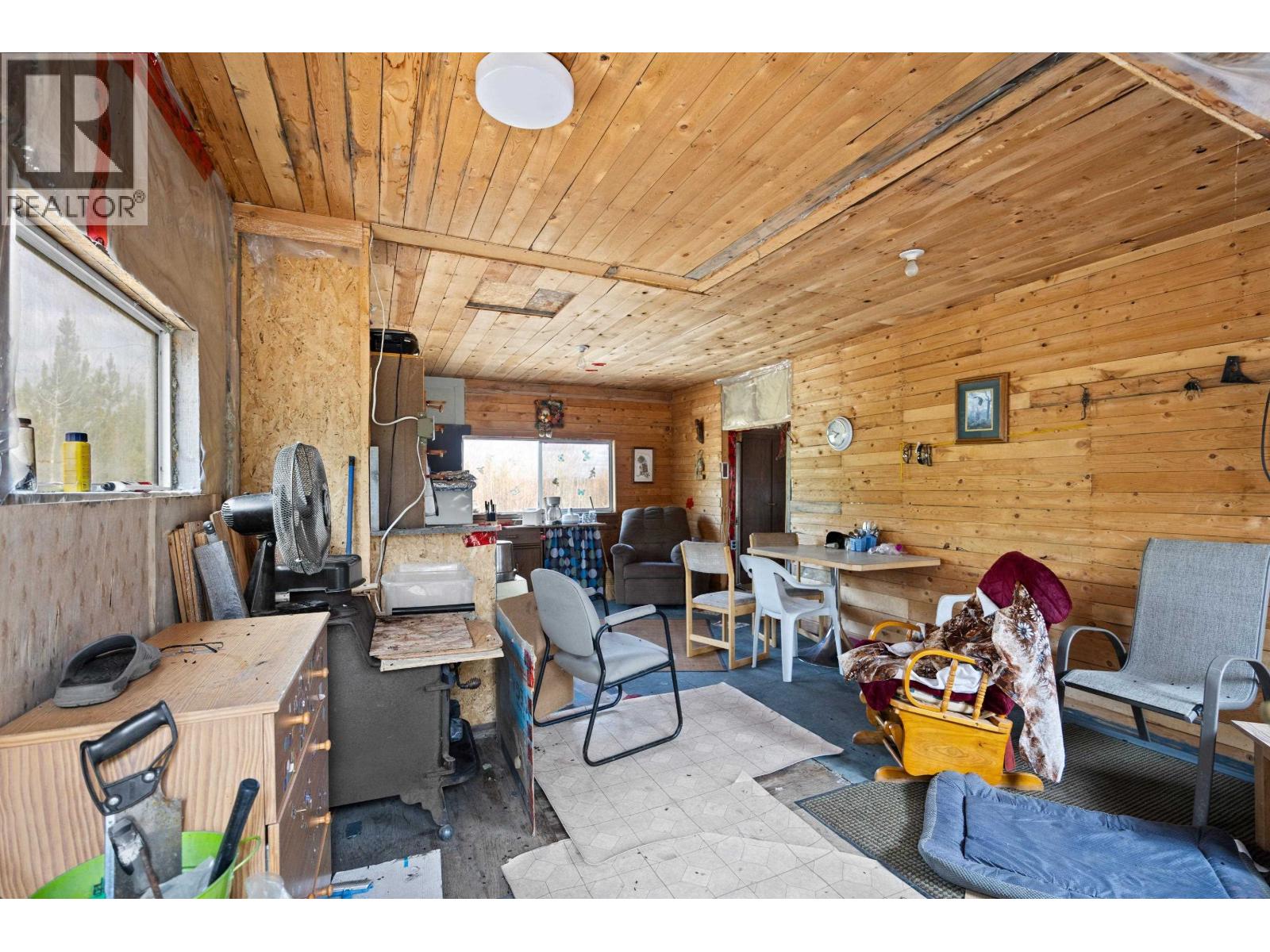 6777 LITTLE FORT 24 HIGHWAY, Lone Butte
