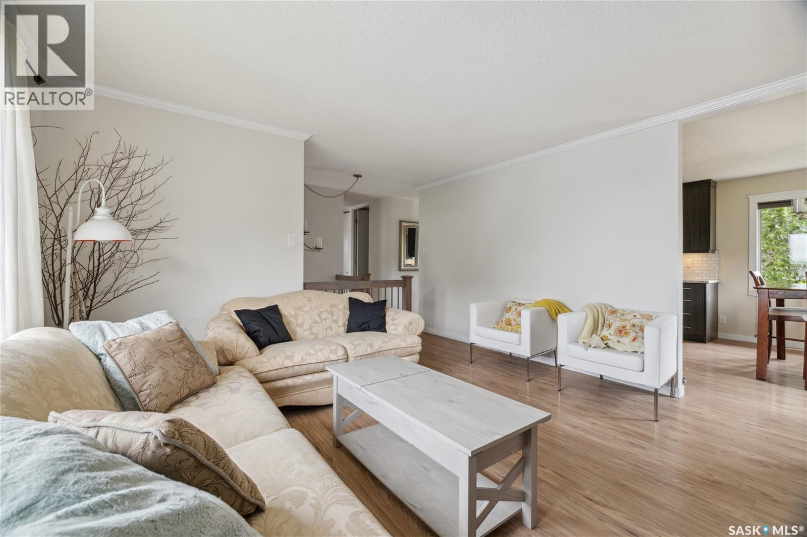Photo 15 of 461 13 Th Street E, Regina Beach SK
