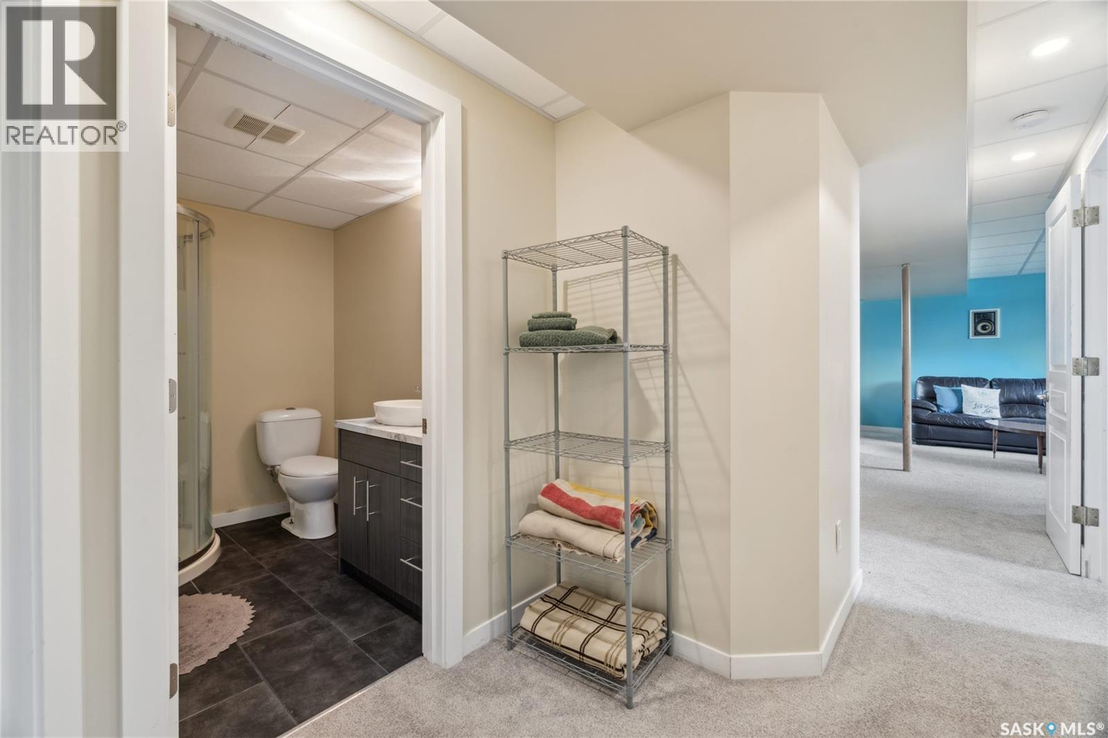 Photo 31 of 461 13 Th Street E, Regina Beach SK