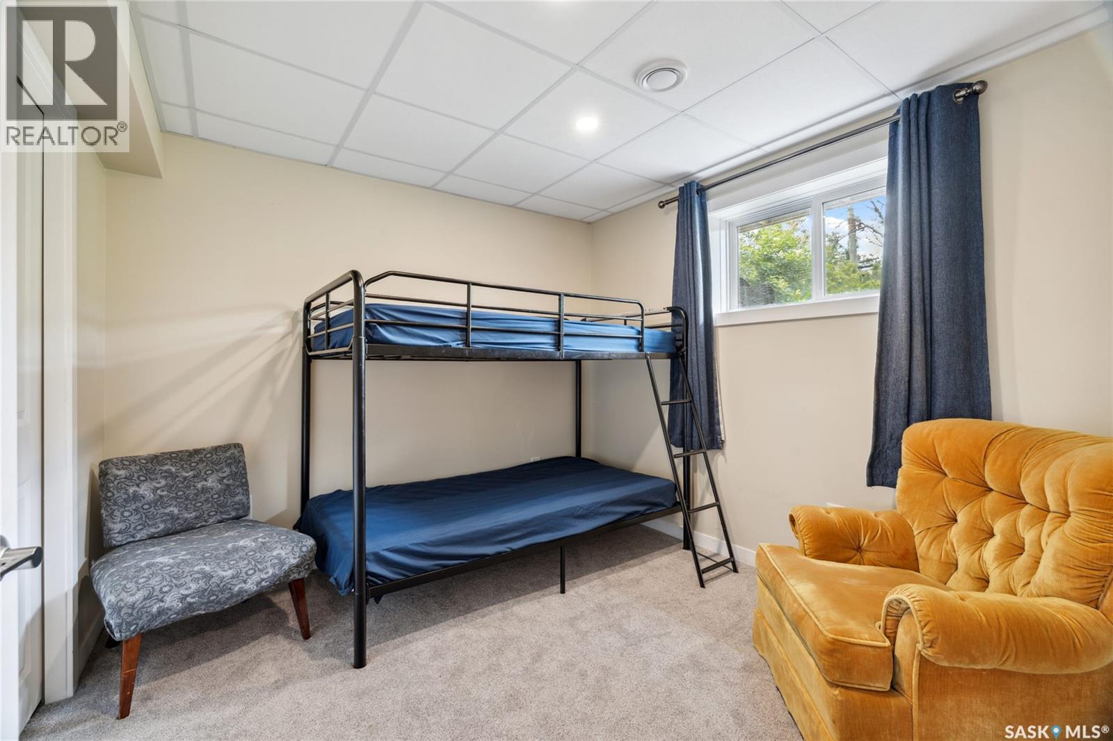 Photo 32 of 461 13 Th Street E, Regina Beach SK