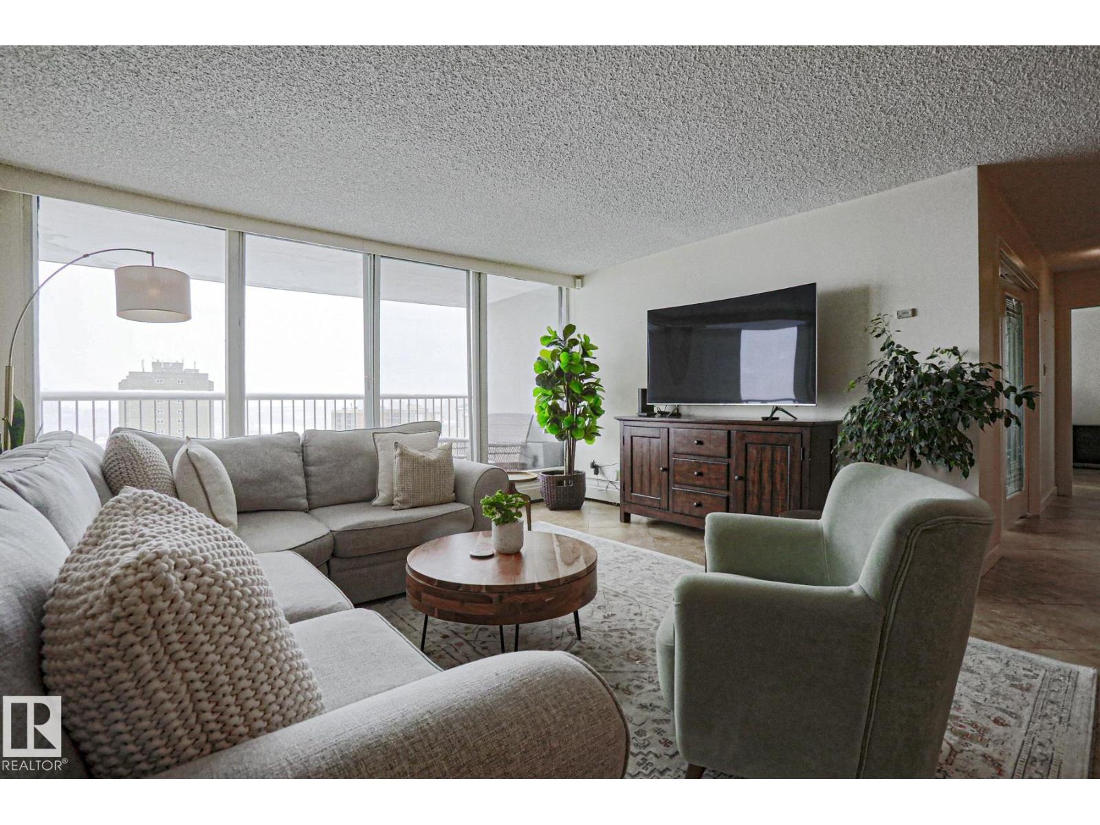 Photo 26 of 702 9923 103 St Nw, Edmonton AB
