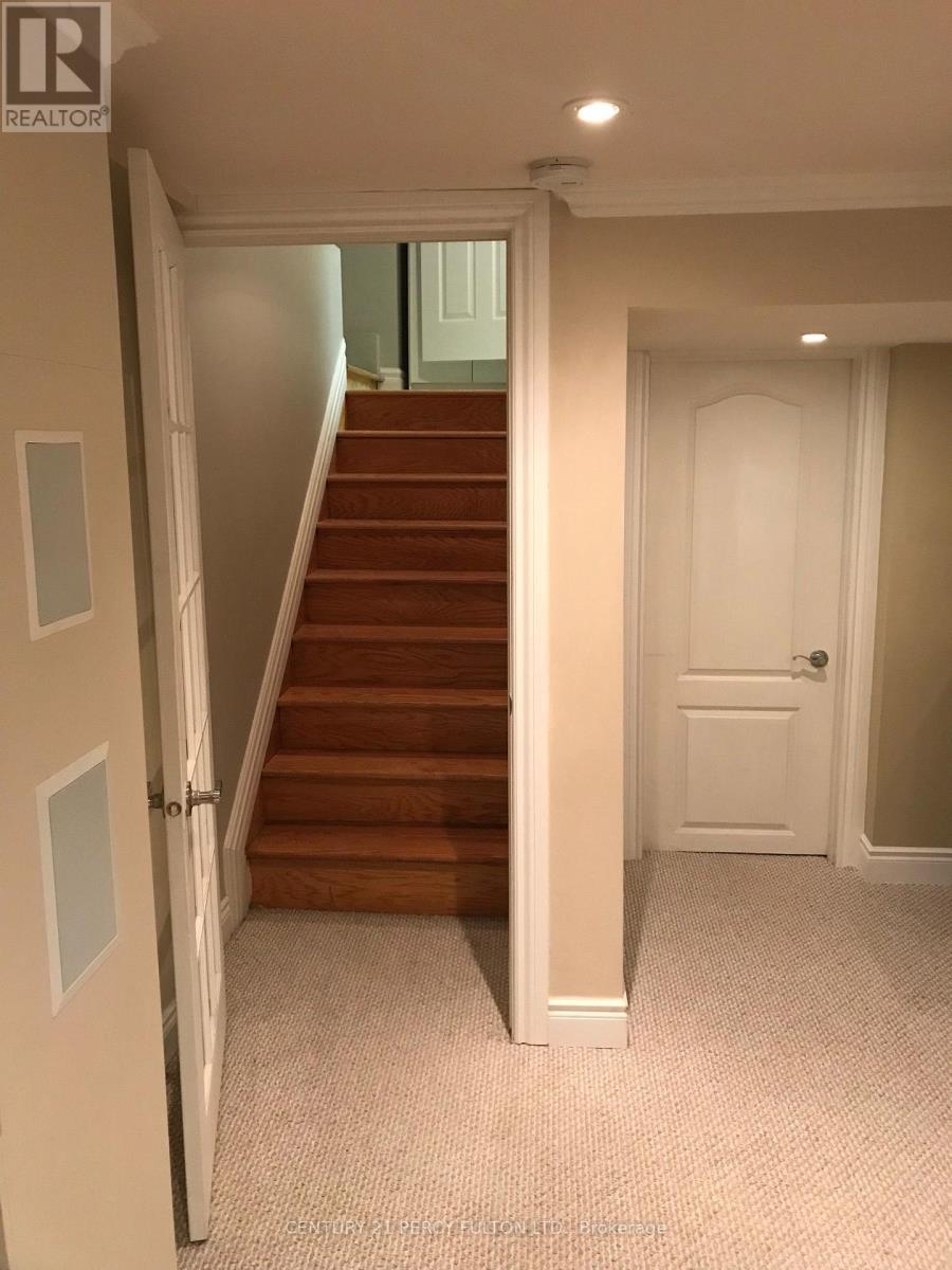 Photo 6 of Bsmt 244 Horsham Avenue, Toronto ON