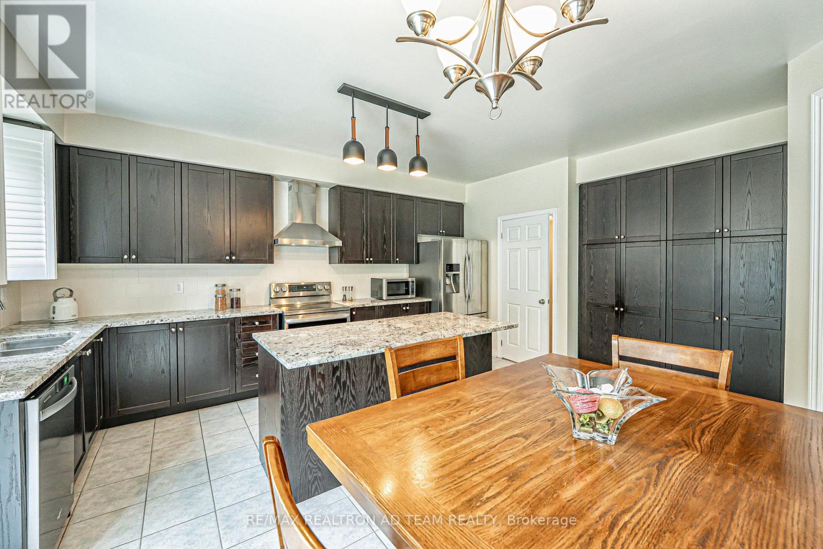 Photo 31 of 22 Bignell Crescent, Ajax ON